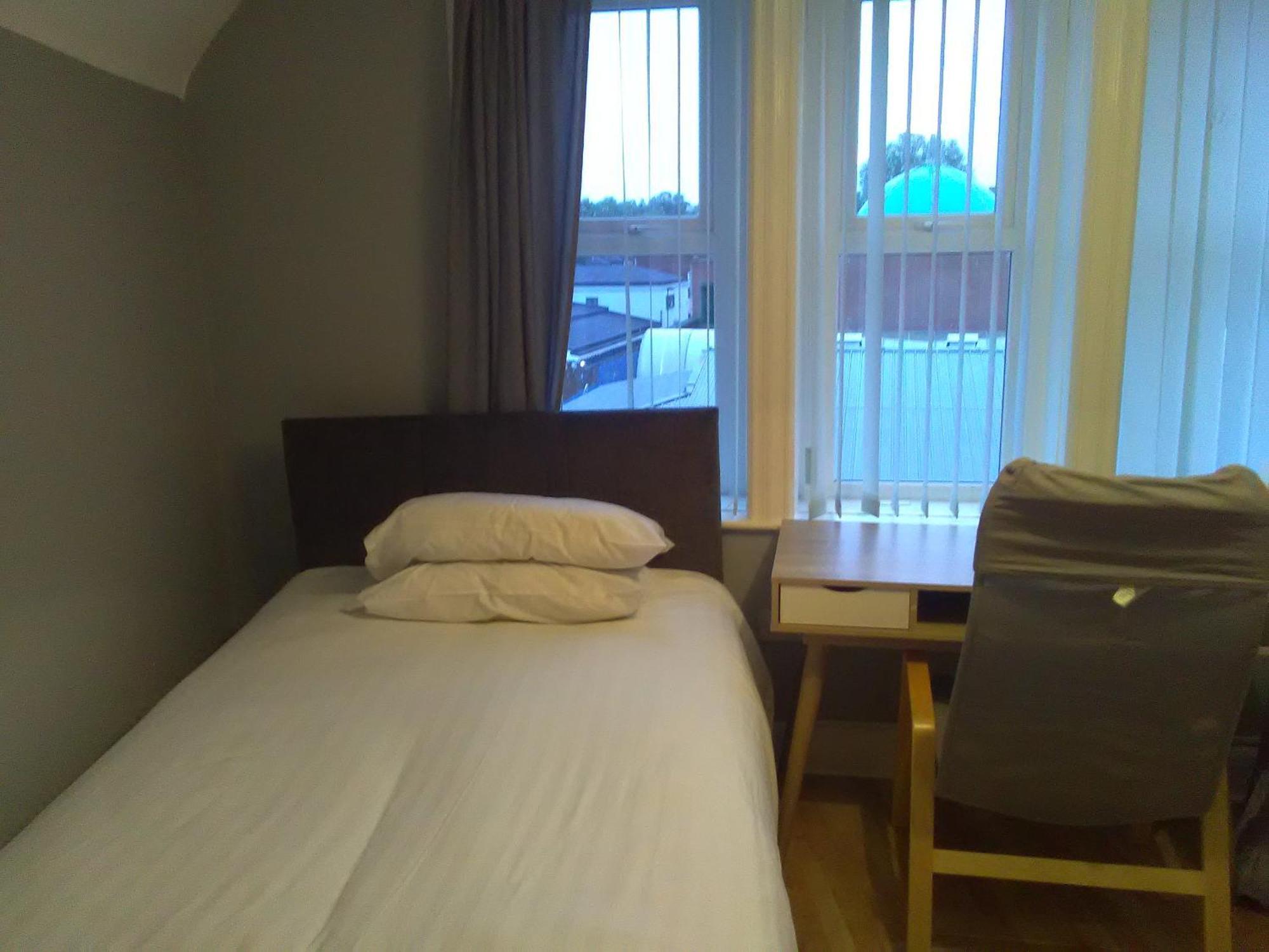 Newcastle West Hotel & Bar Phòng bức ảnh