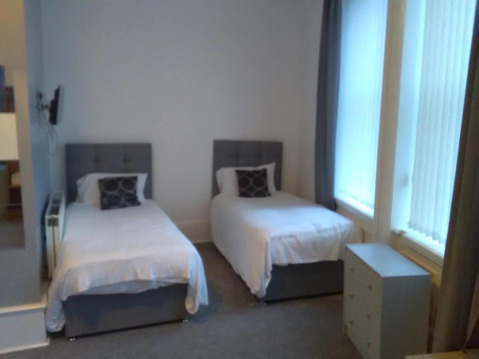 Newcastle West Hotel & Bar Phòng bức ảnh