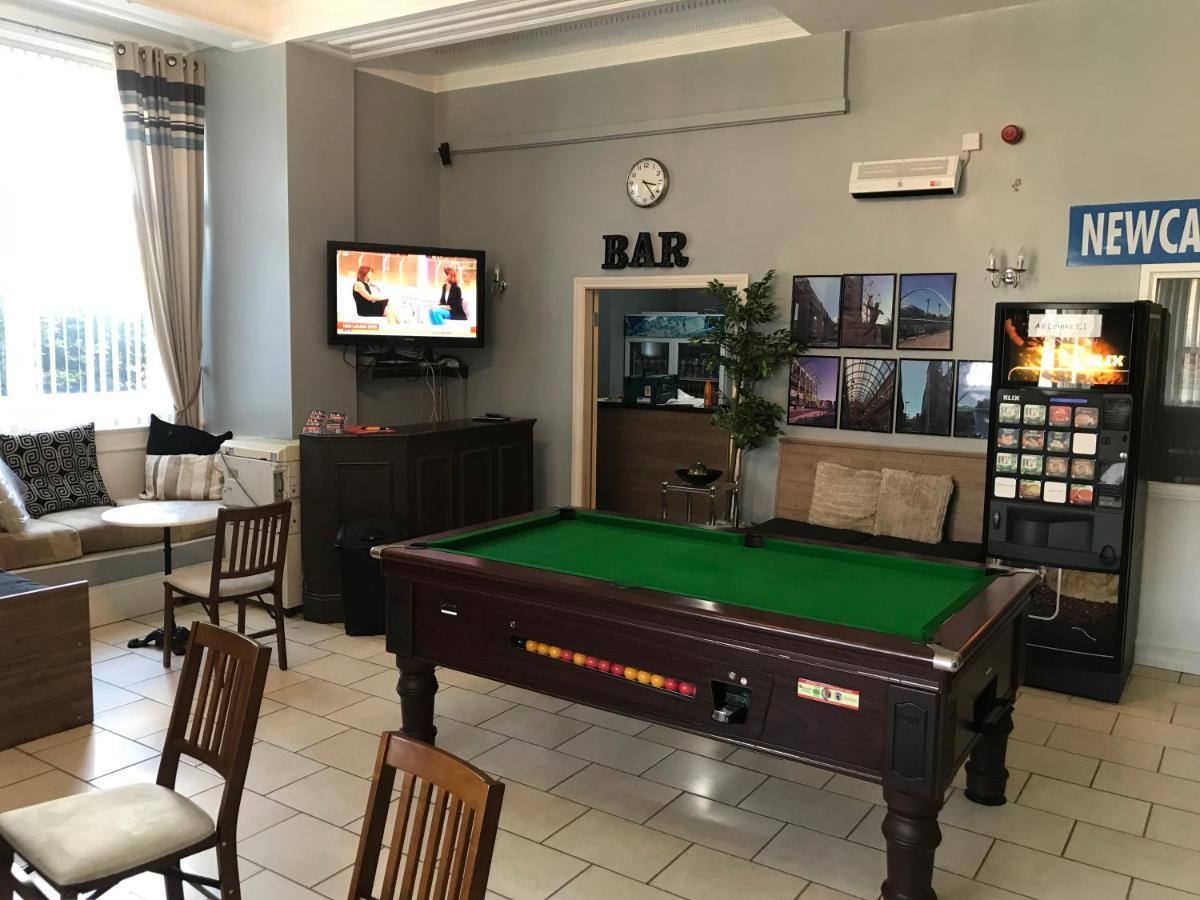 Newcastle West Hotel & Bar Ngoại thất bức ảnh